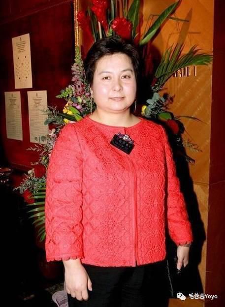 何猷君求婚成功!原來賭王家族這麼龐大!四房太太!